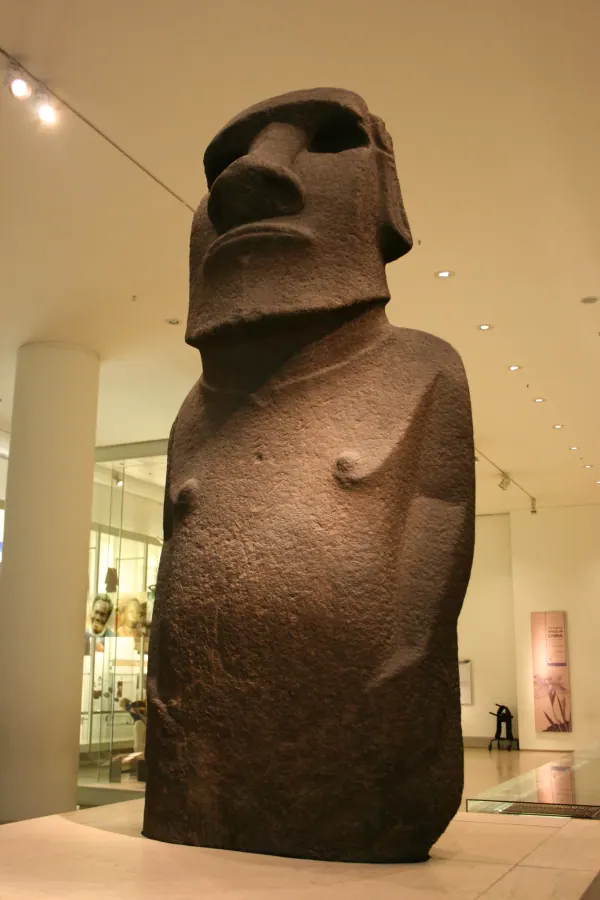 Hoa Hakananai’a — British Museum